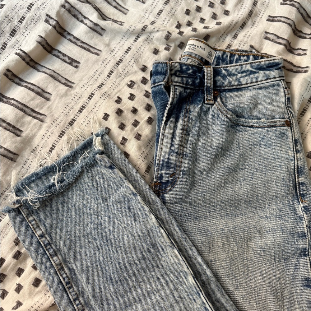Abercrombie & Fitch Curve Love High Rise Denim